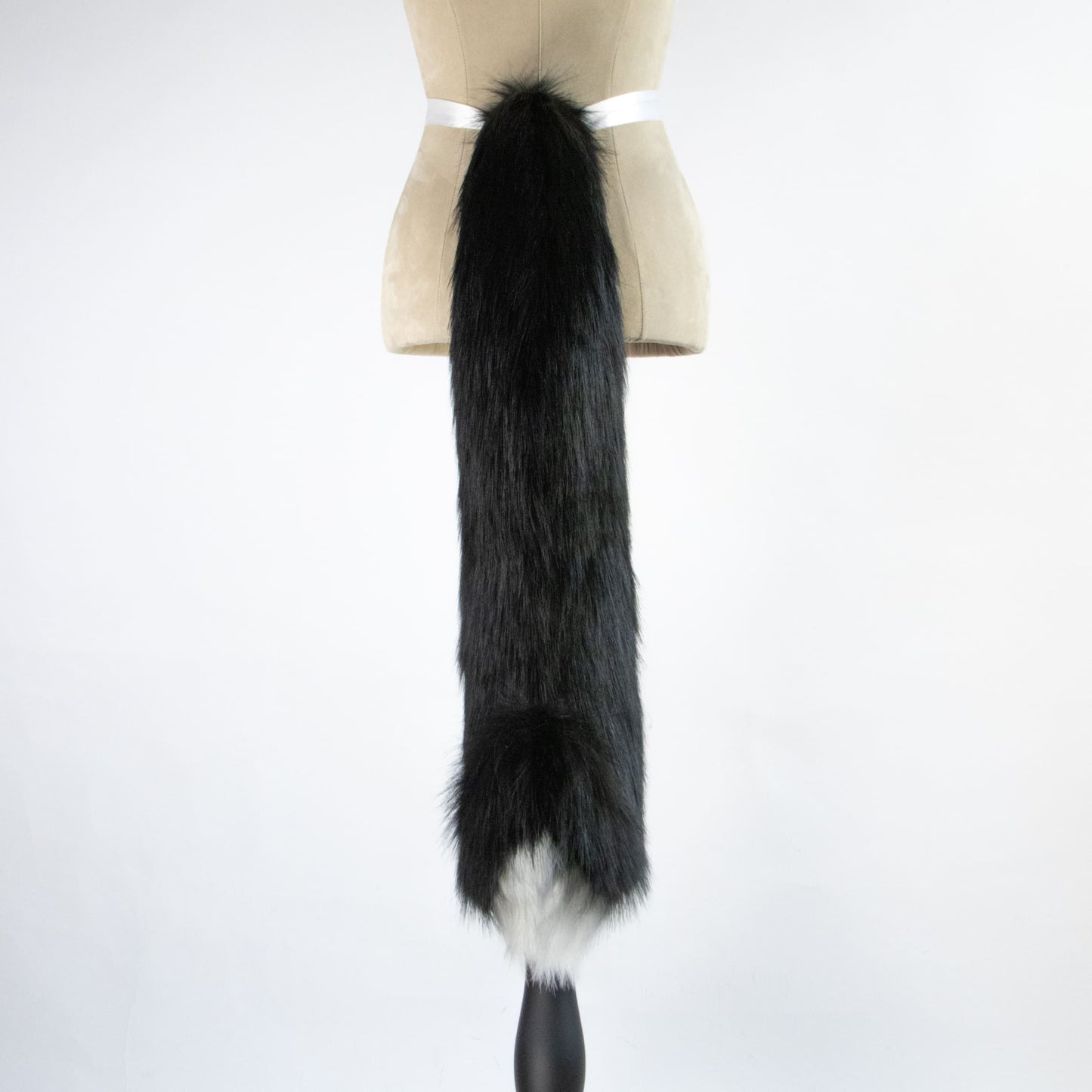 Loona Tail (Helluva Boss)