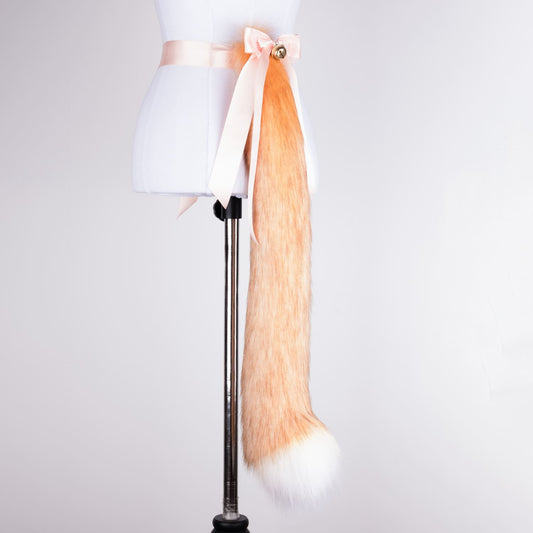 Blond Kitten Tail