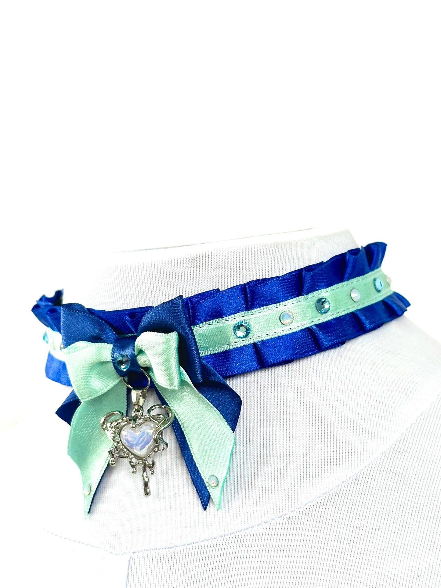Pearl Heart Choker RFS
