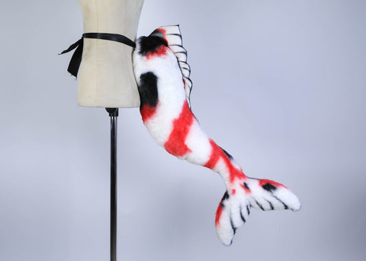 Koi tail