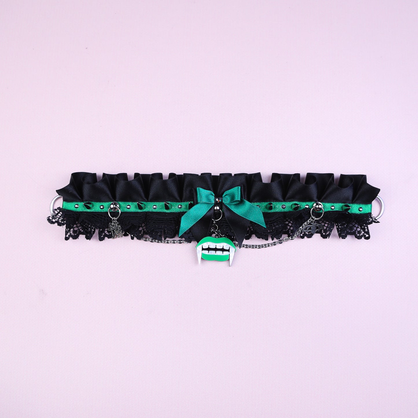 Green Vampire Choker