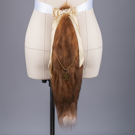 Blond Kitsune Tail