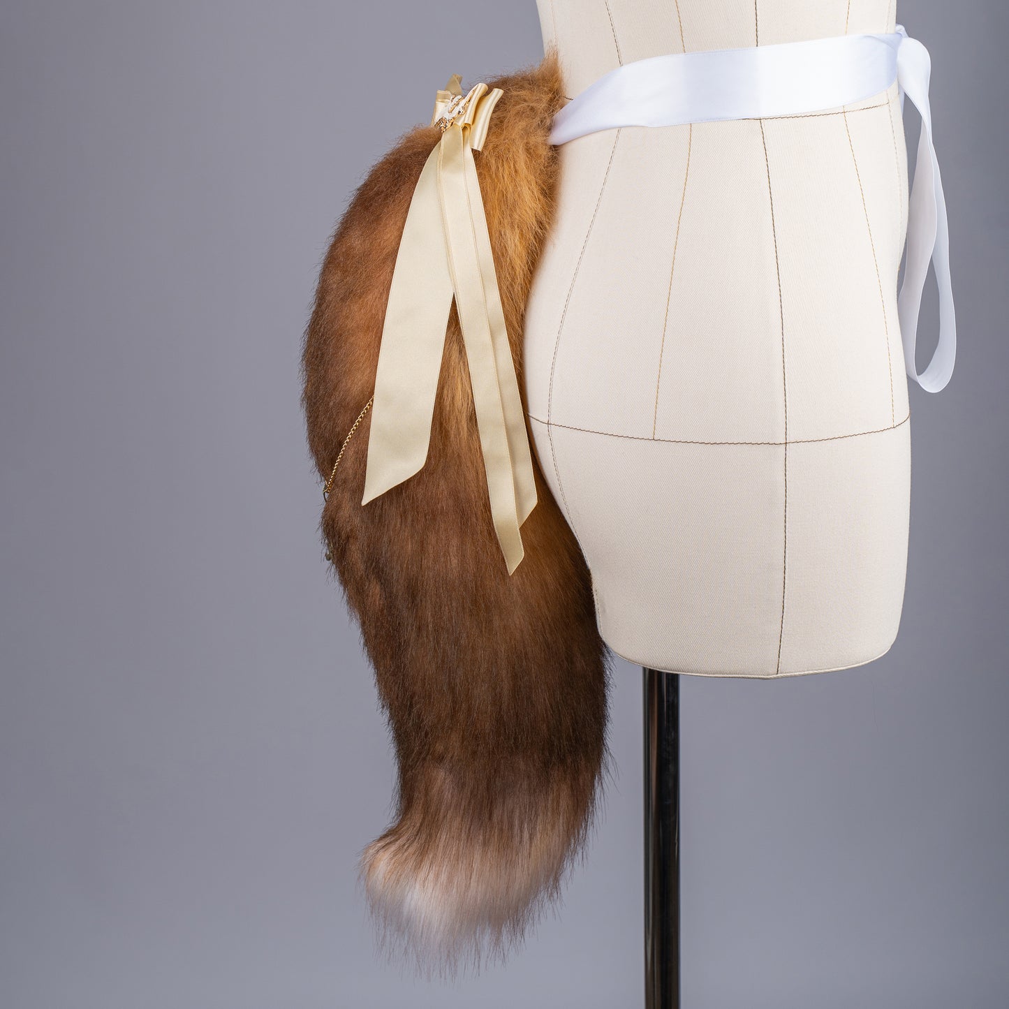 Blond Kitsune Tail