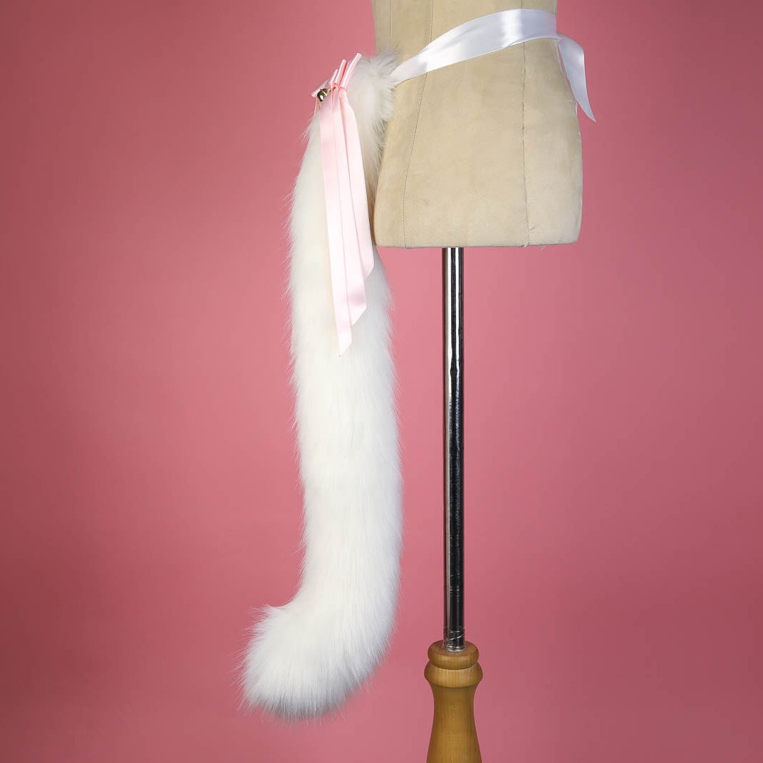 White Cat Tail