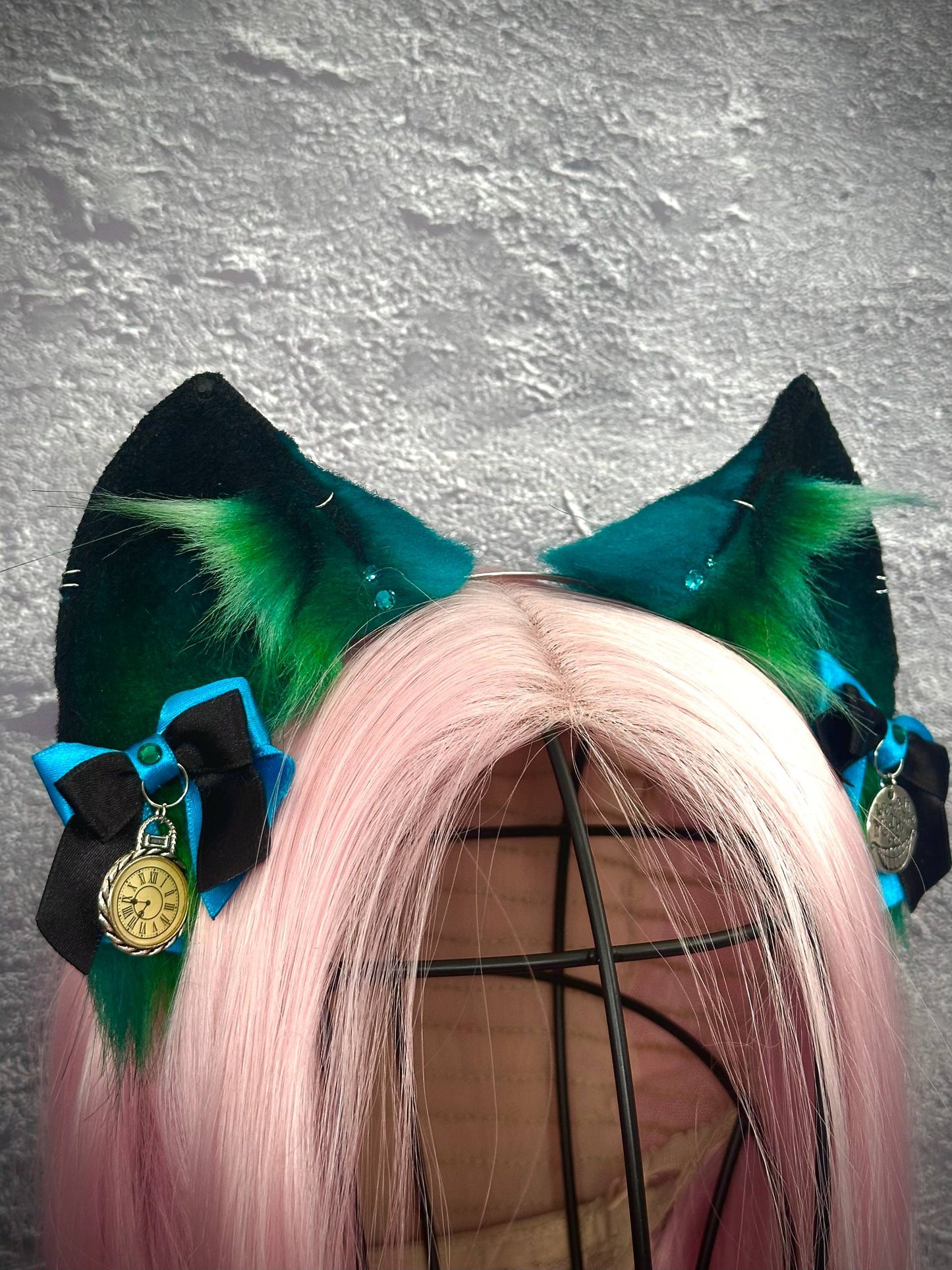 Cheshire Cat Ears