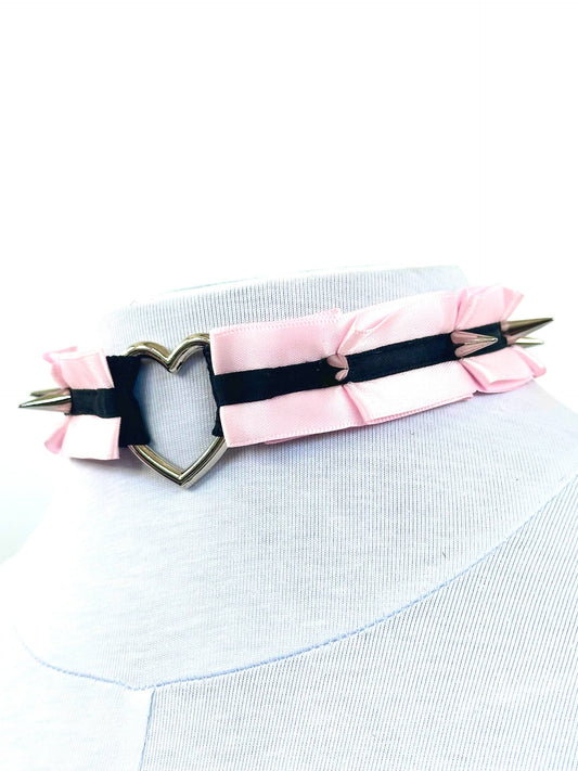 Love Thorn Choker Pink