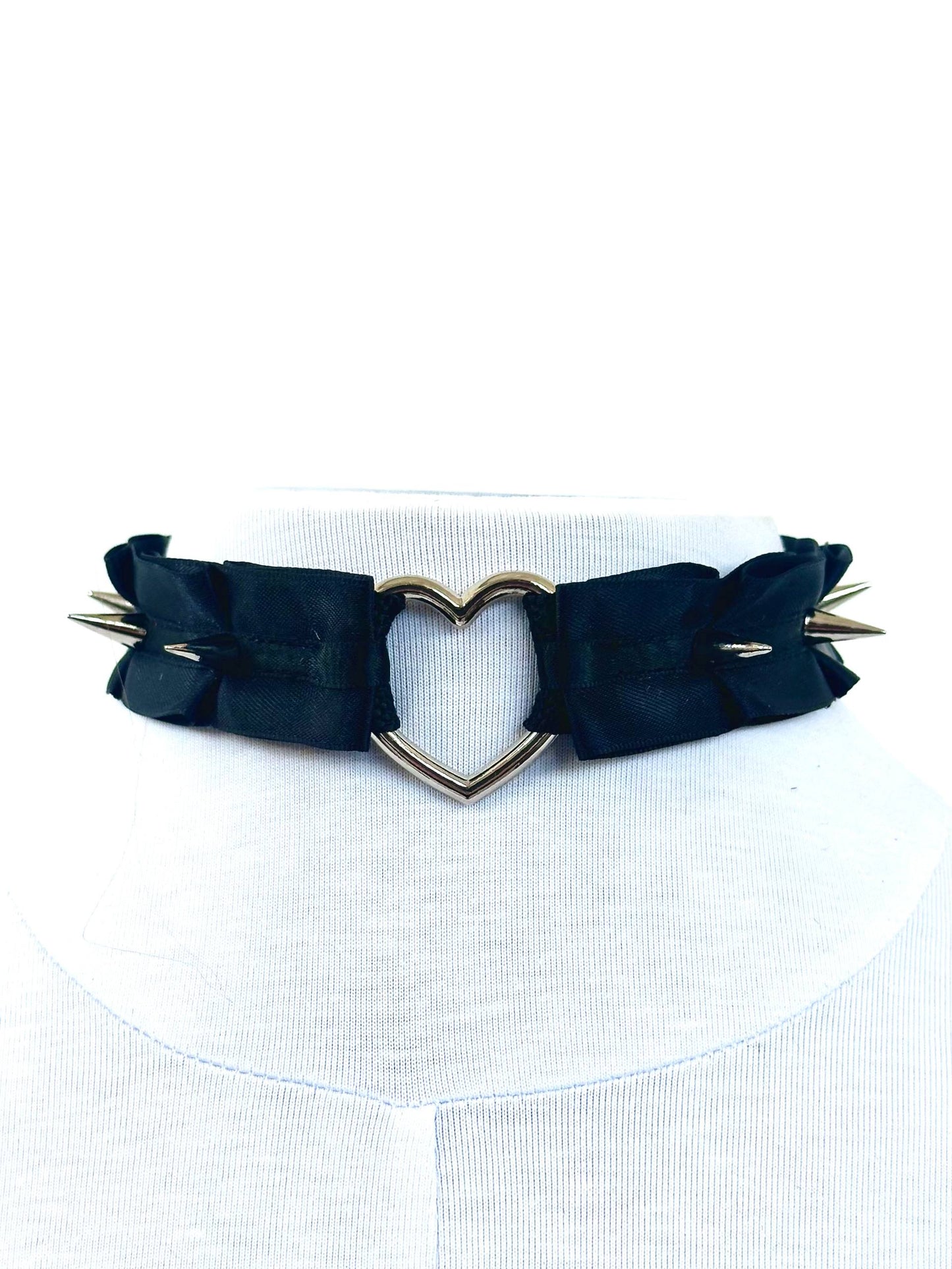 Love Thorn Choker Black