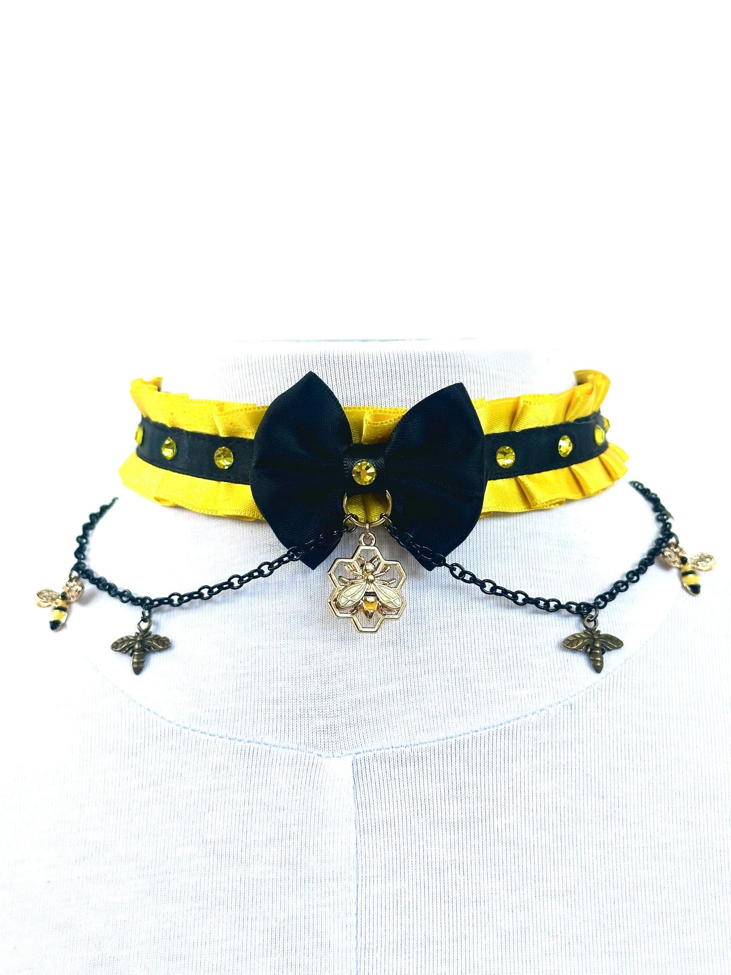 Bee Kitten Choker