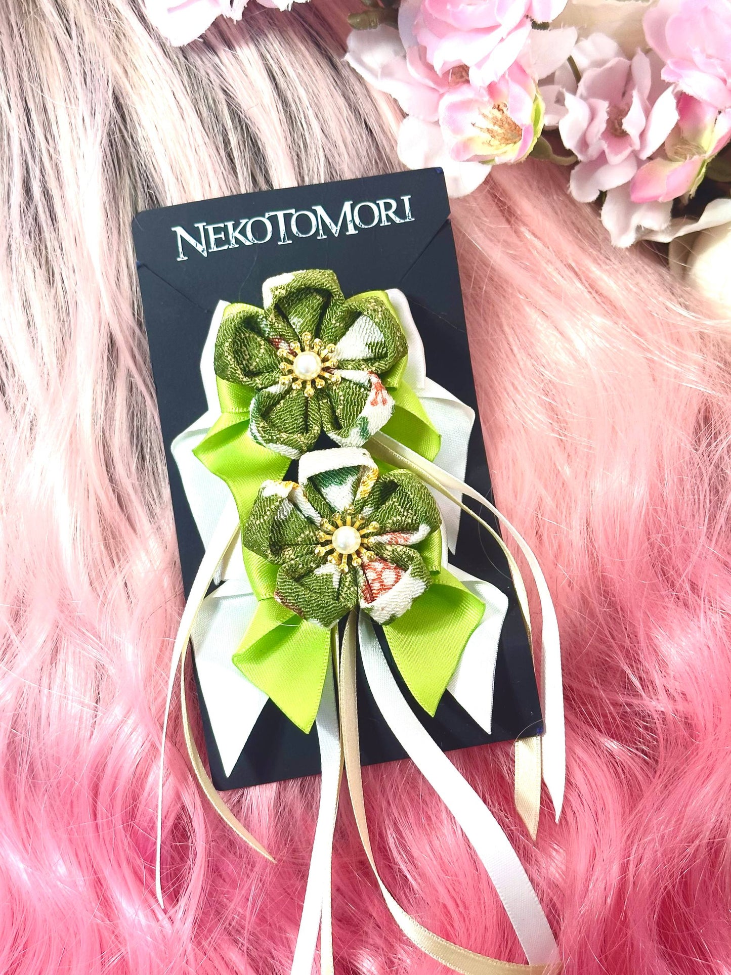 Green Kanzashi Bows