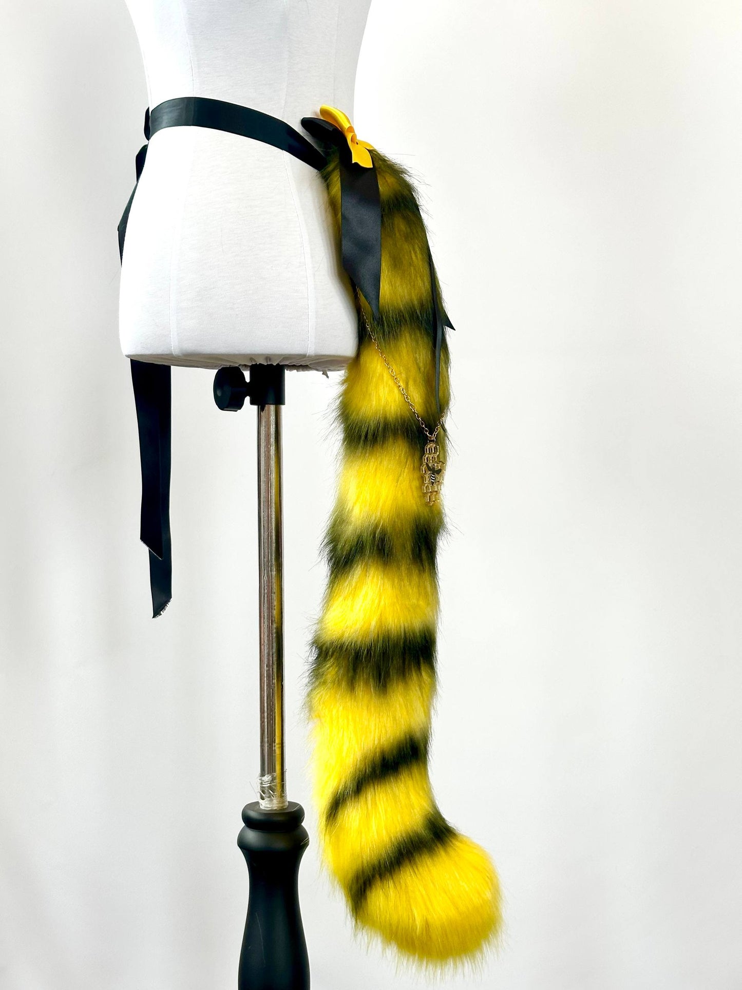 Bee Kitten Tail RFS