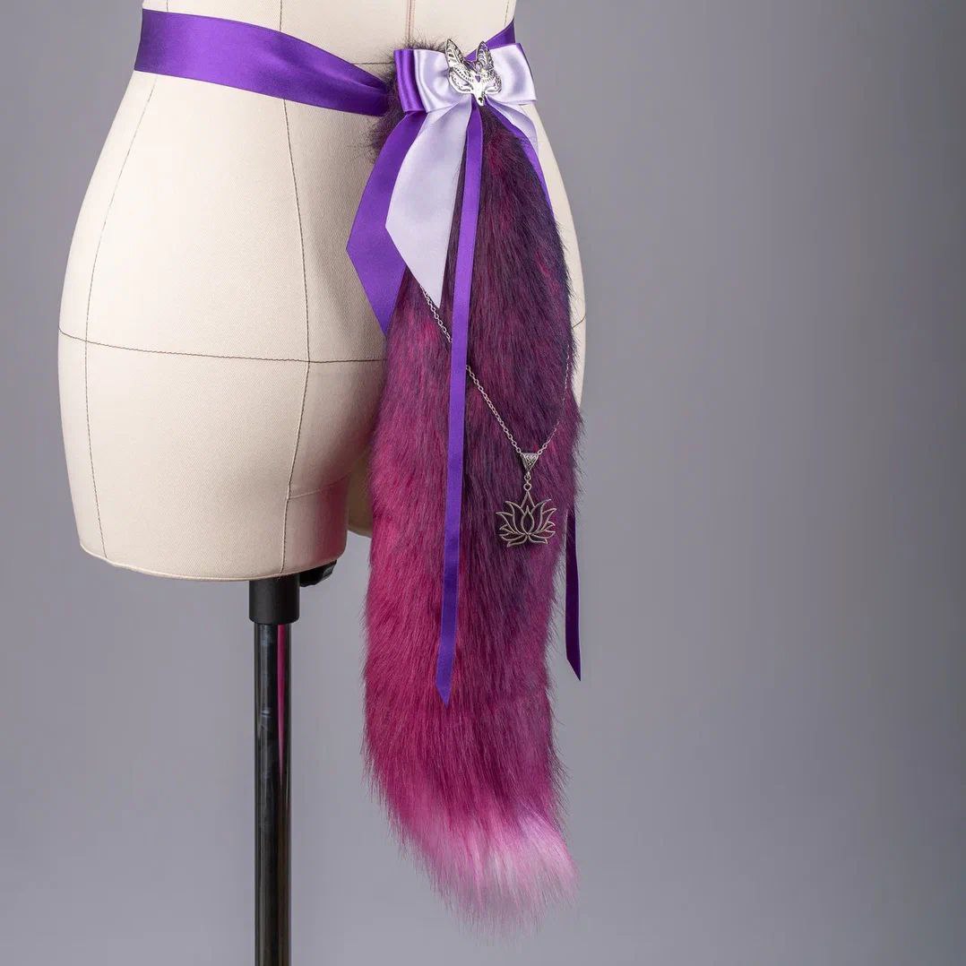 Fuchsia Kitsune Tail